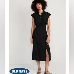 NWT Waist defined twist front midi dress